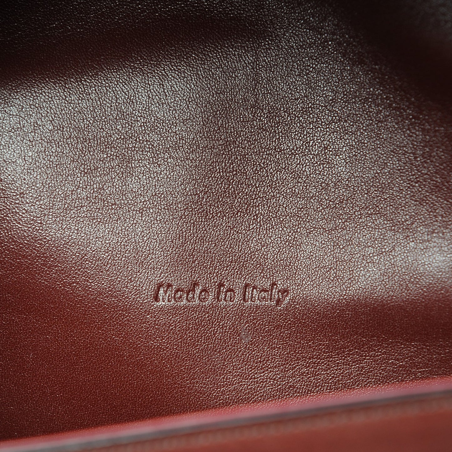 Natural Calfskin Medium Trotteur Burgundy