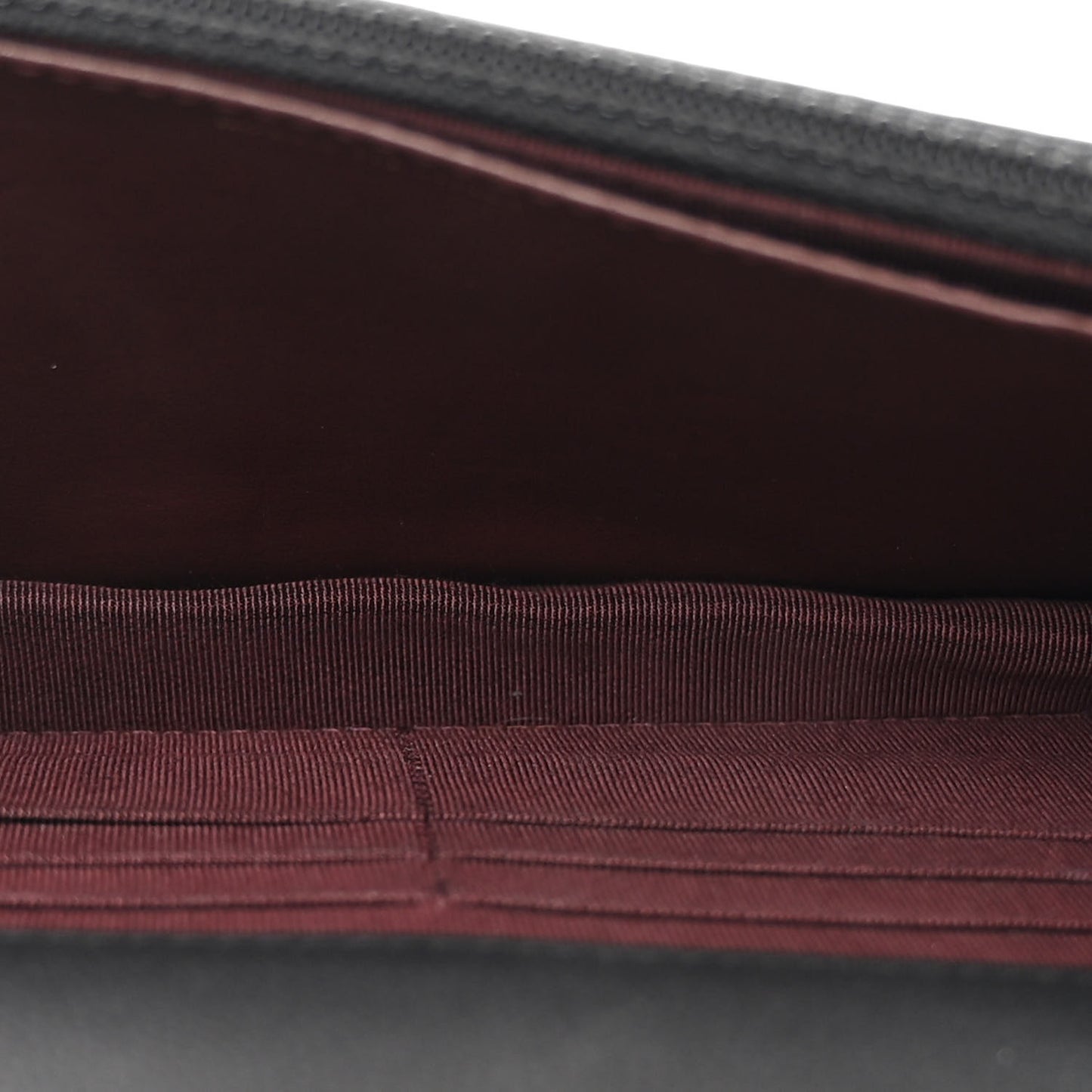 Caviar Chevron Quilted Wallet On Chain WOC Black