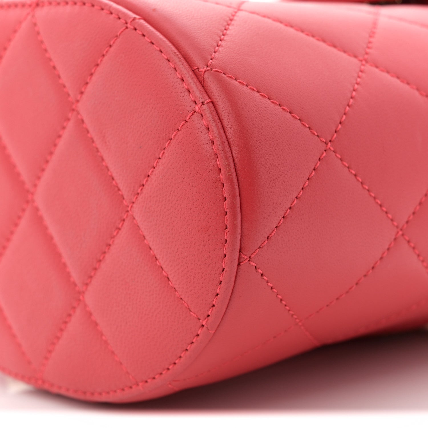 Chanel Lambskin Resin Elegant Chain Vanity Case Red 10 of 10
