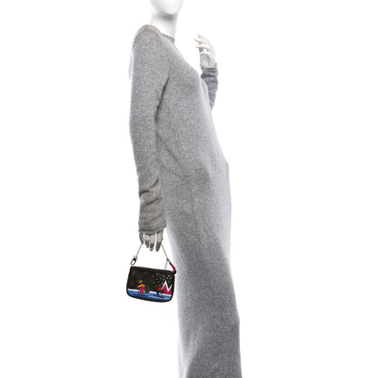 Louis Vuitton Monogram 2018 Christmas Animation Mini Bears Pochette Accessories 2 of 10