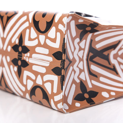 Louis Vuitton Monogram Giant Crafty Onthego GM Crème Caramel 9 of 10