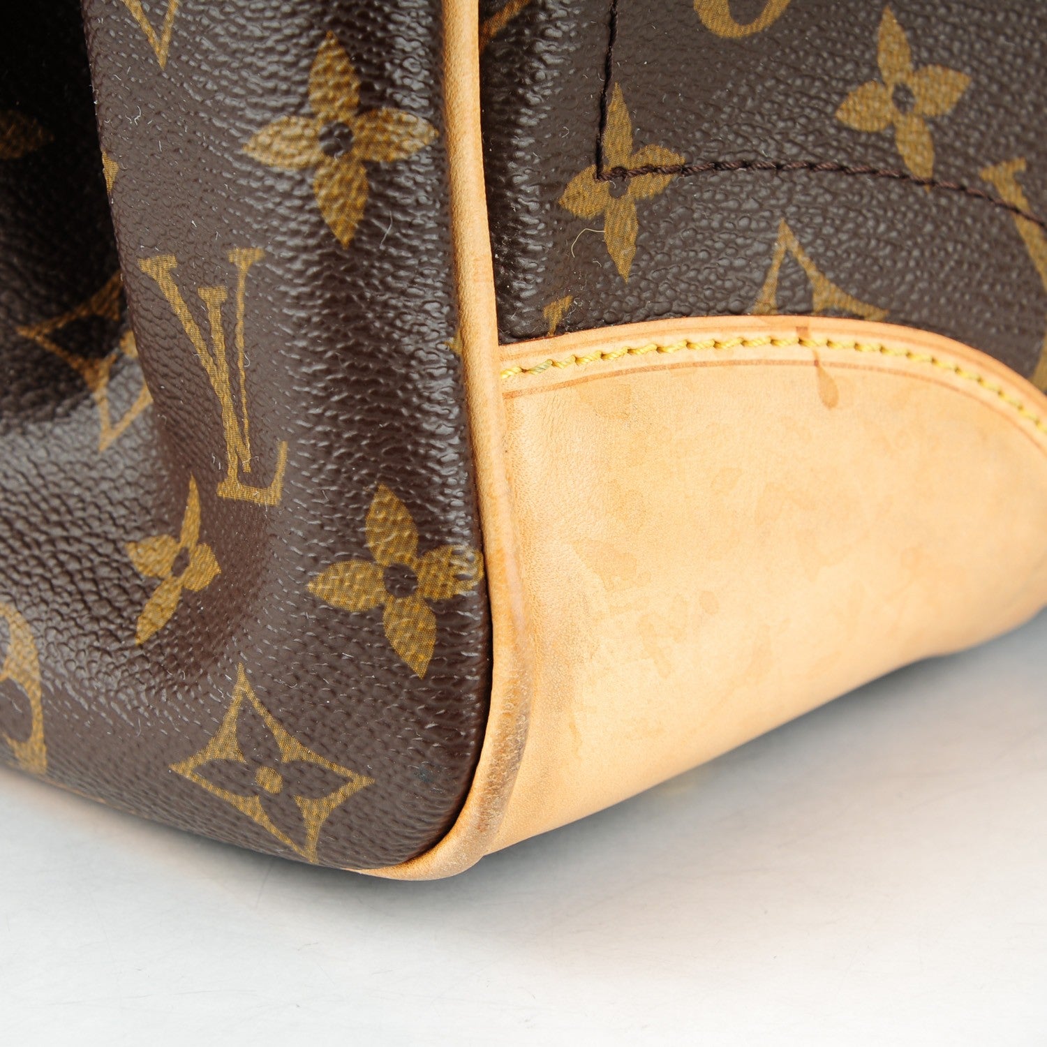 Louis Vuitton Monogram Beverly MM 8 of 11