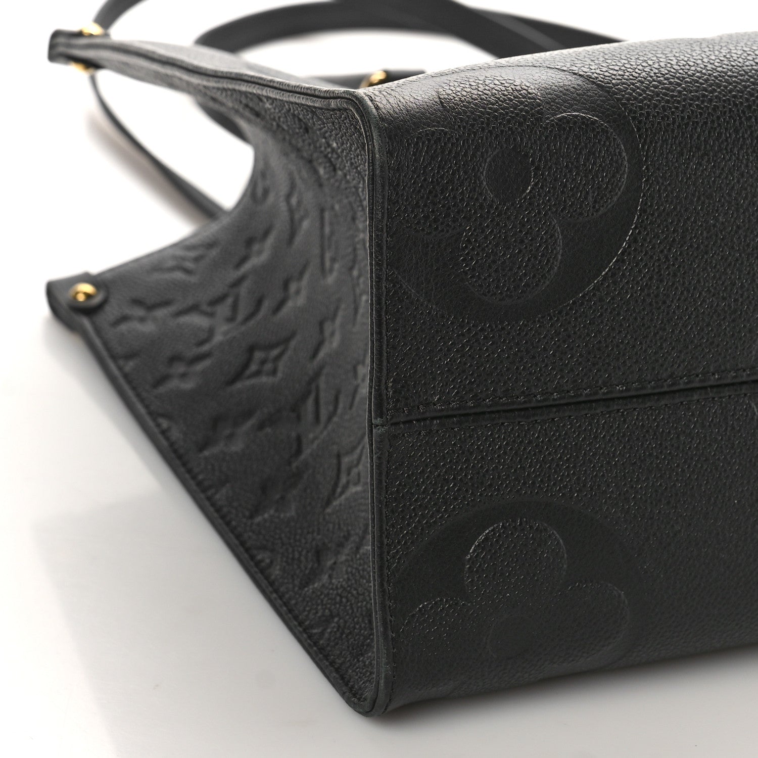 Louis Vuitton Empreinte Monogram Giant Onthego MM Black 7 of 8