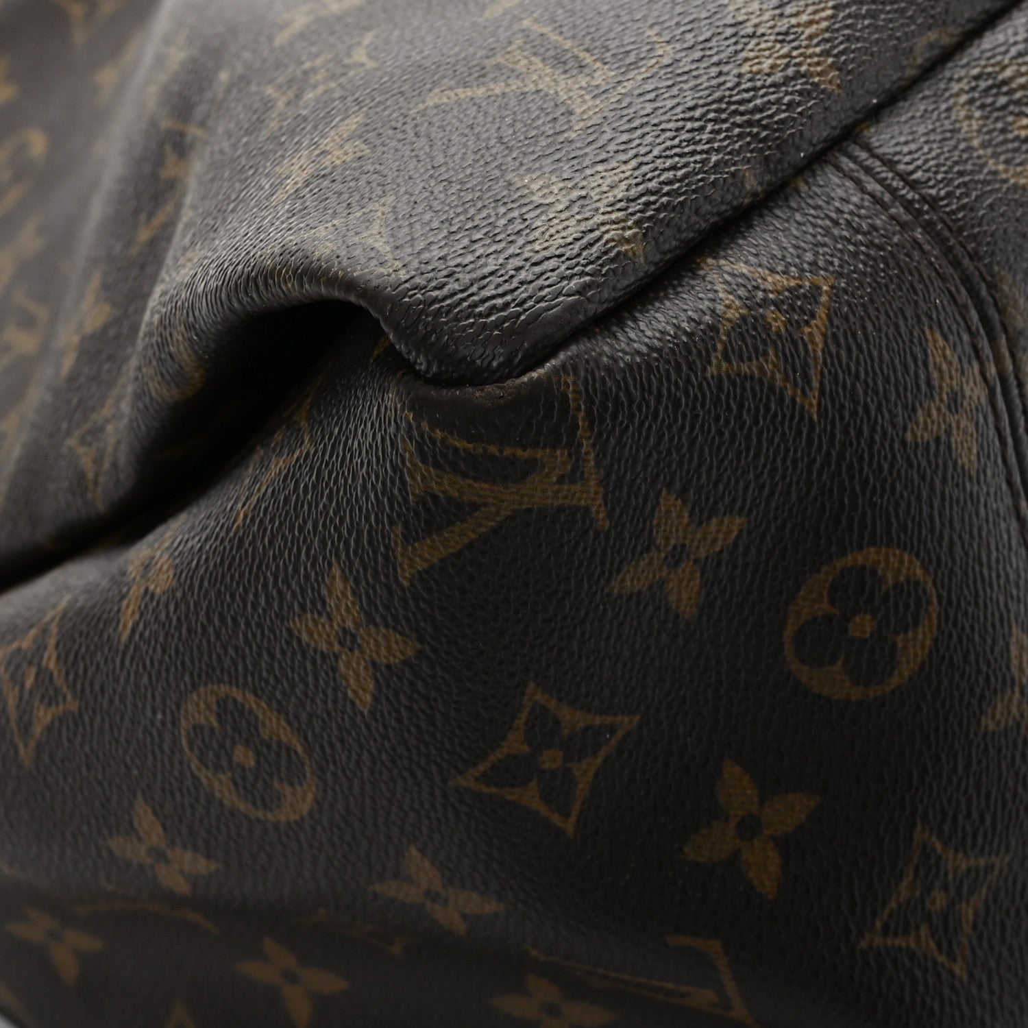 Louis Vuitton Monogram Artsy GM 7 of 11