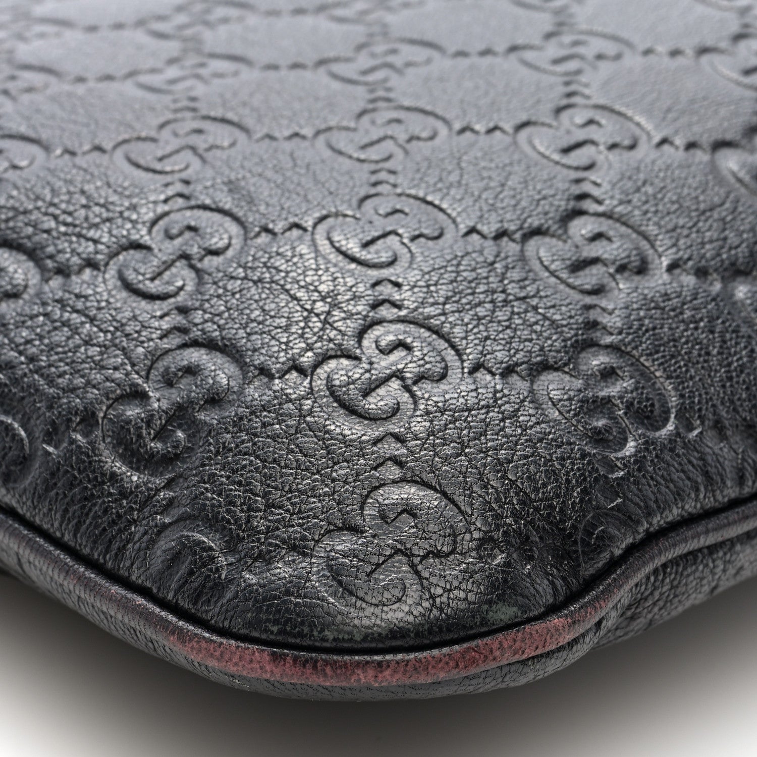 Gucci Guccissima Flat Messenger Bag Black 9 of 10
