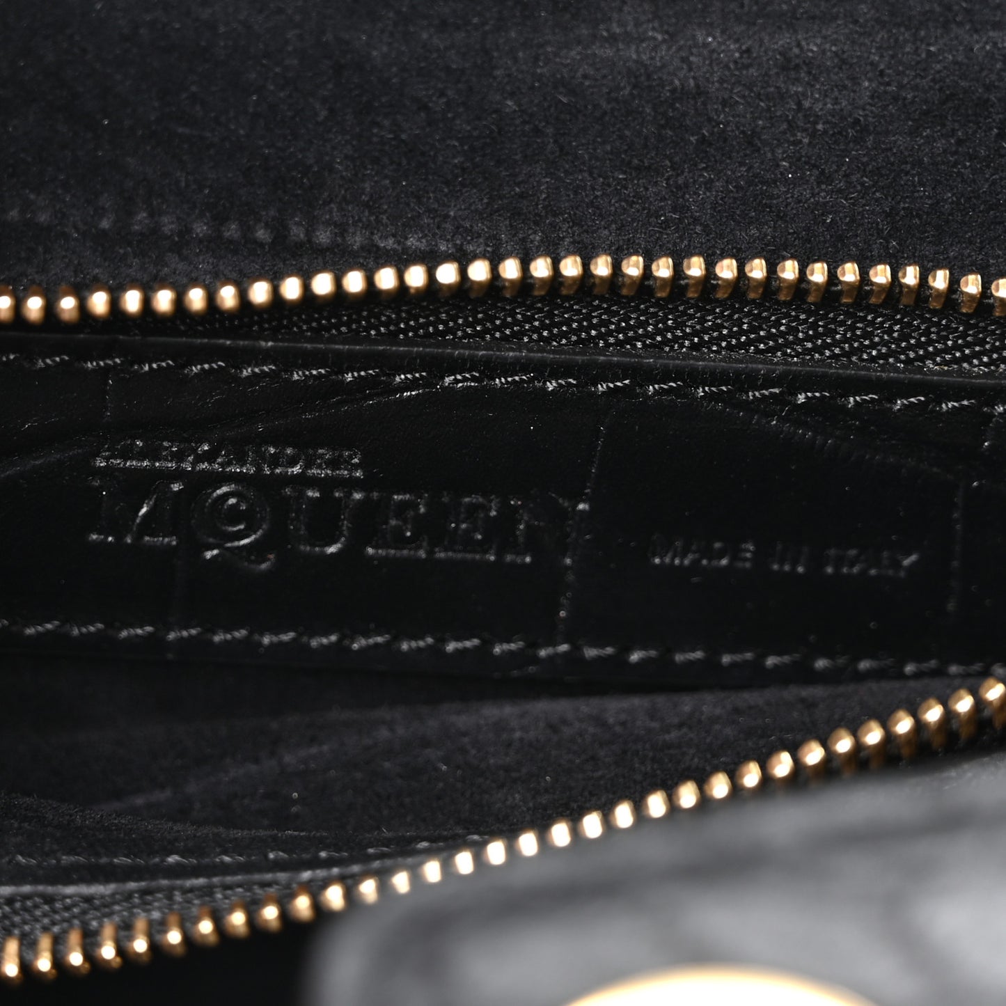 Calfskin Crocodile Embossed Box Shoulder Bag 19 Black