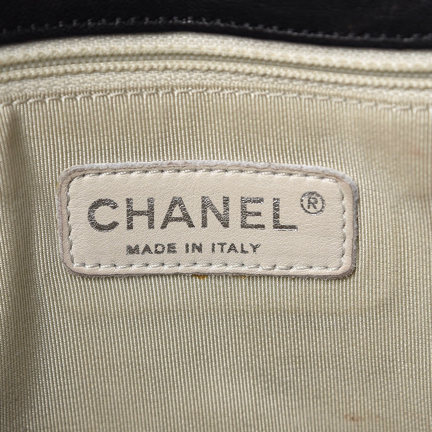 Chanel Washed Lambskin Quilted Maxi Chain Around Flap Black 6 of 9