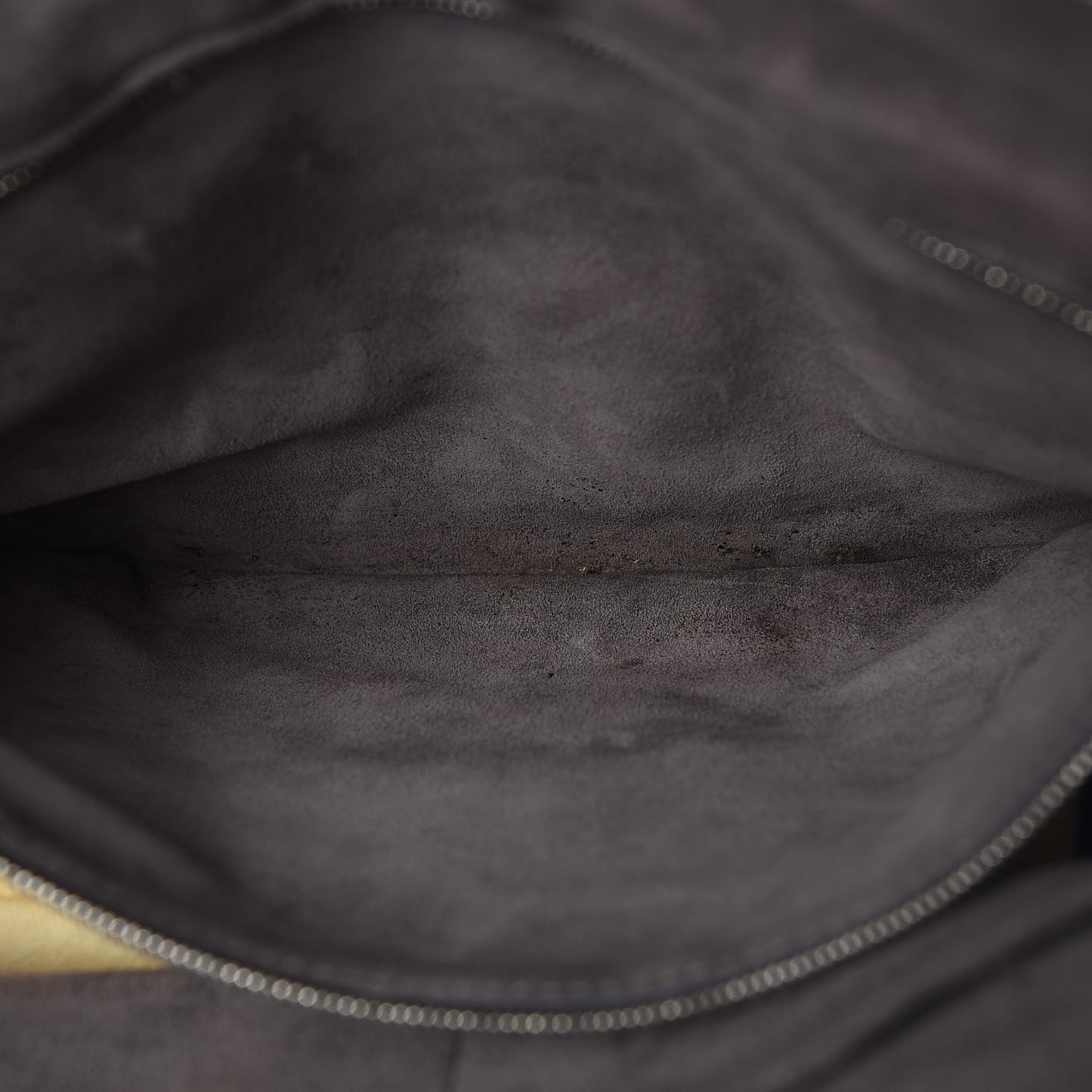 Veau Cachemire Soft Lockit MM Black