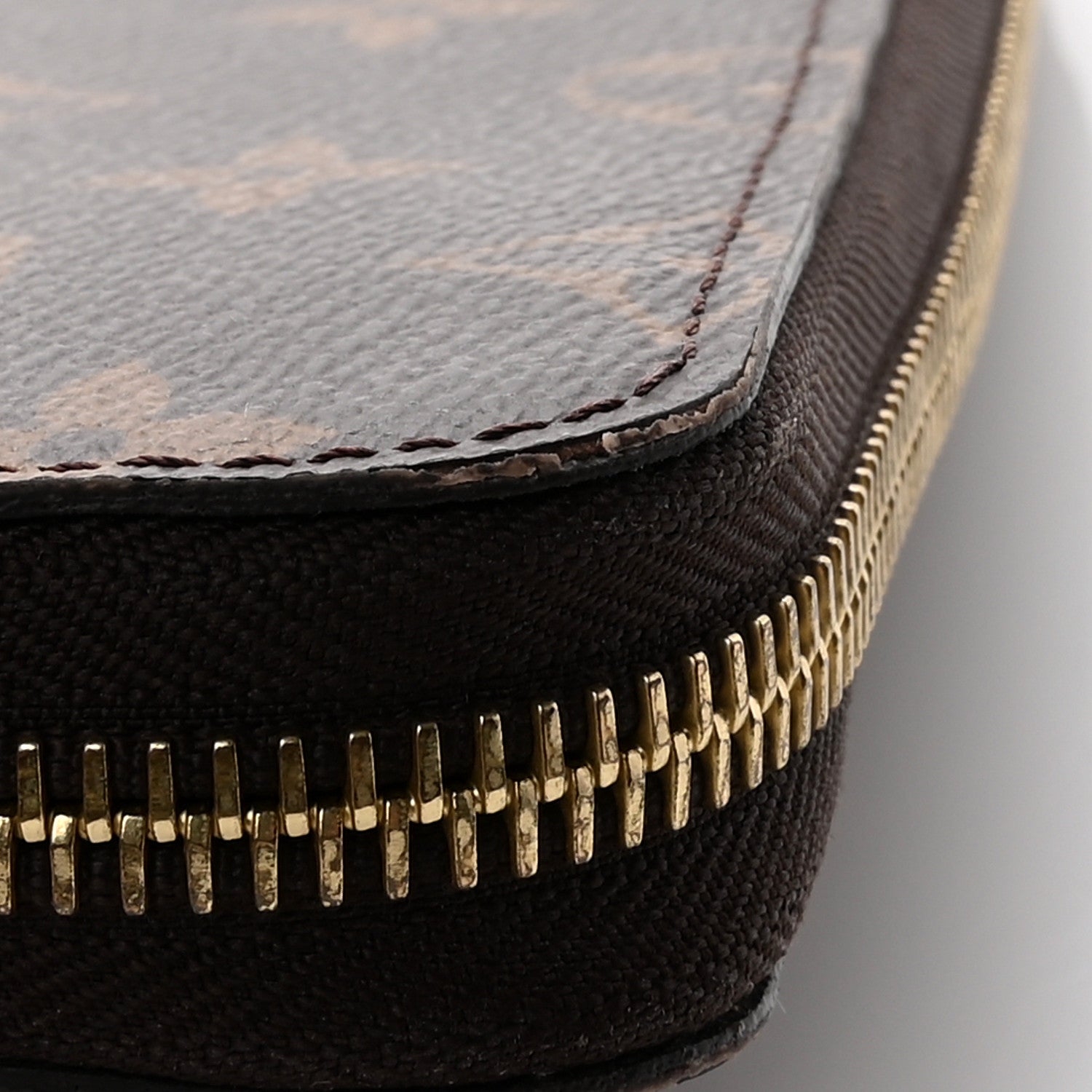 Louis Vuitton Monogram Zippy Organizer Wallet 7 of 7