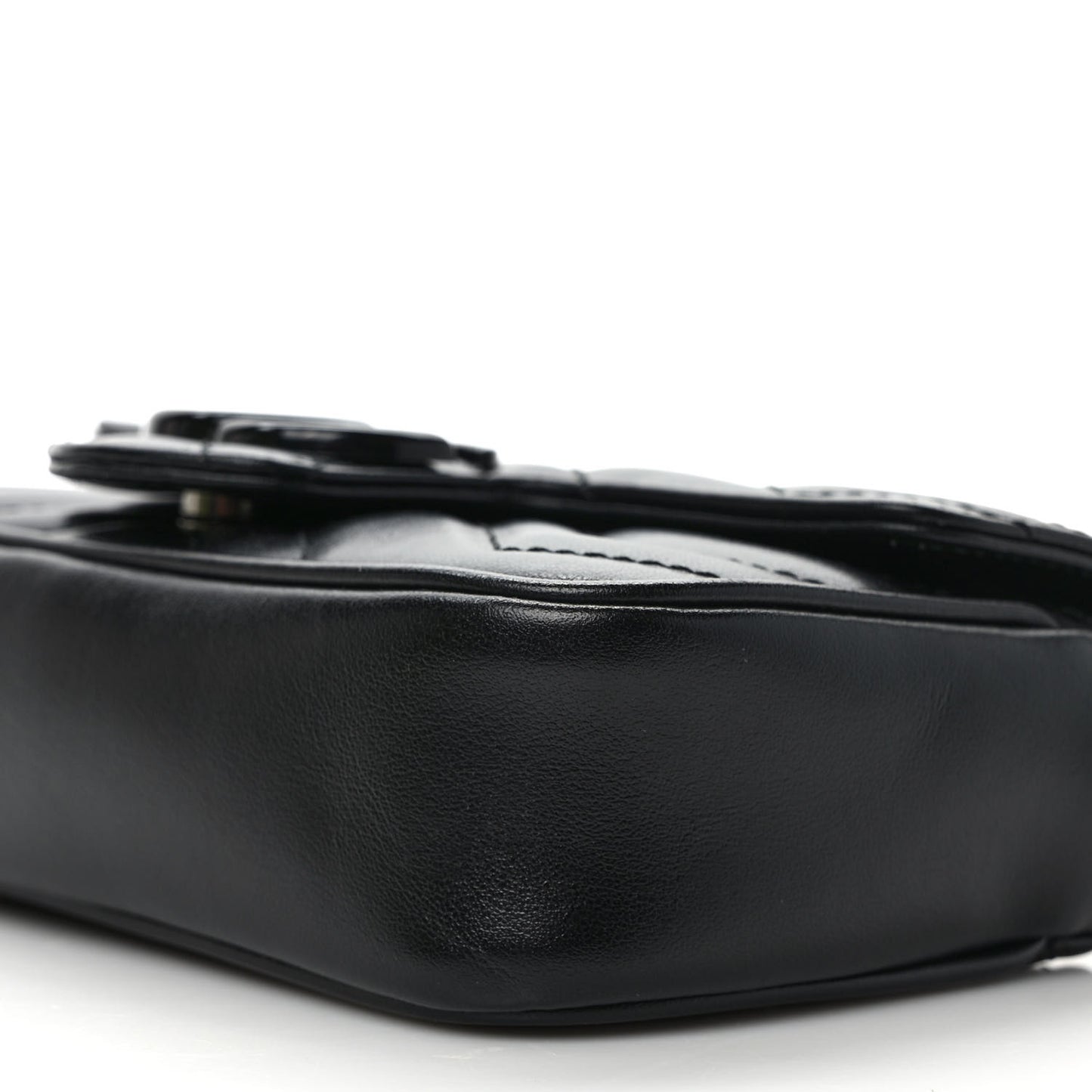 Calfskin Matelasse Monochrome GG Marmont Chain Belt Bag Black