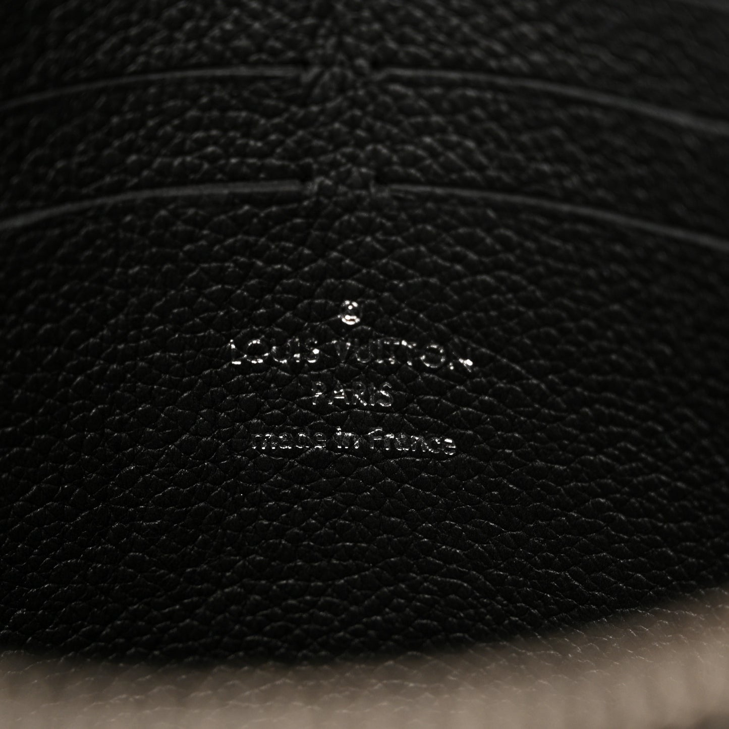 Soft Calfskin My Lockme Pochette Black