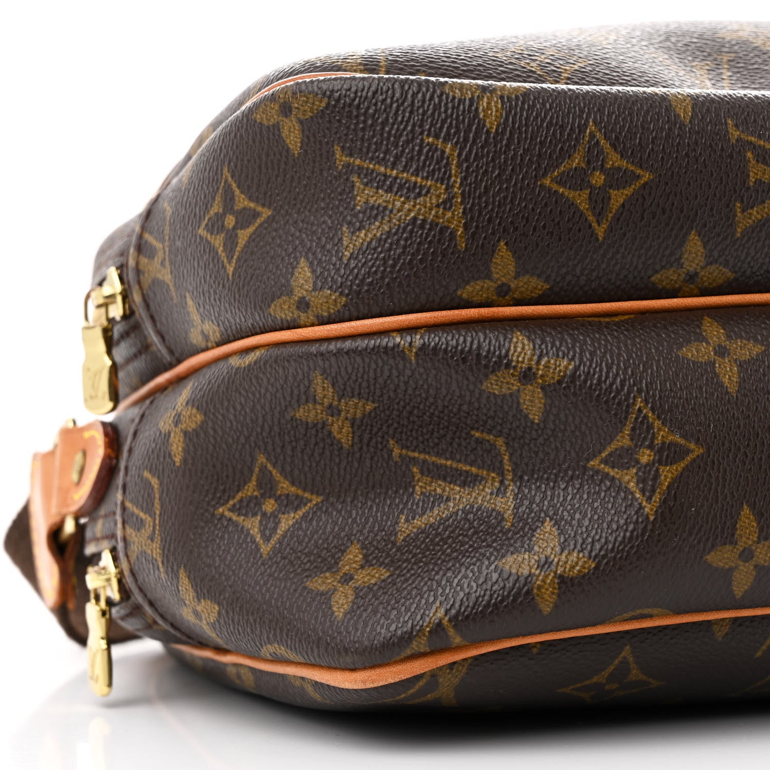 Louis Vuitton Monogram Reporter PM 9 of 11