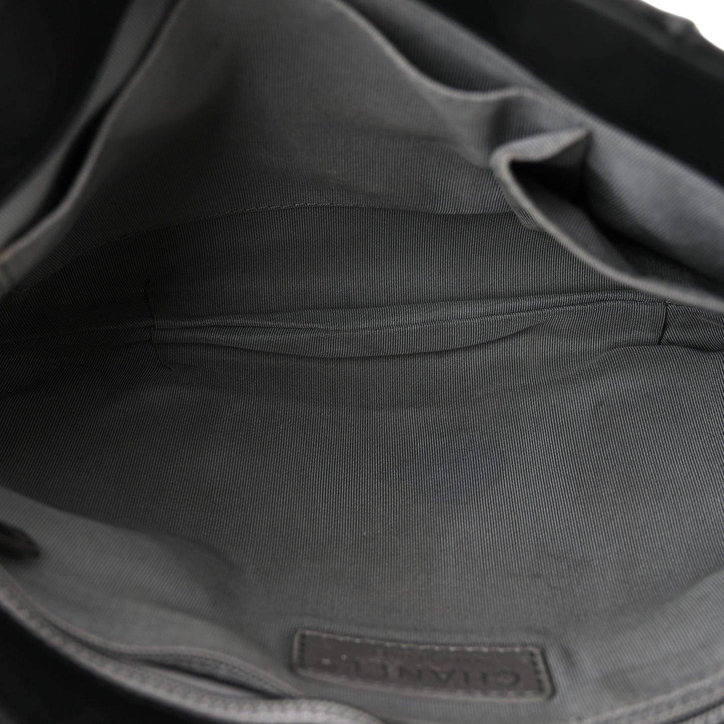 Calfskin Coco Pleats Messenger Flap Black