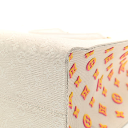 Louis Vuitton Jacquard Embroidered Tufted Monogram Hawaii Onthego GM Cream 10 of 14