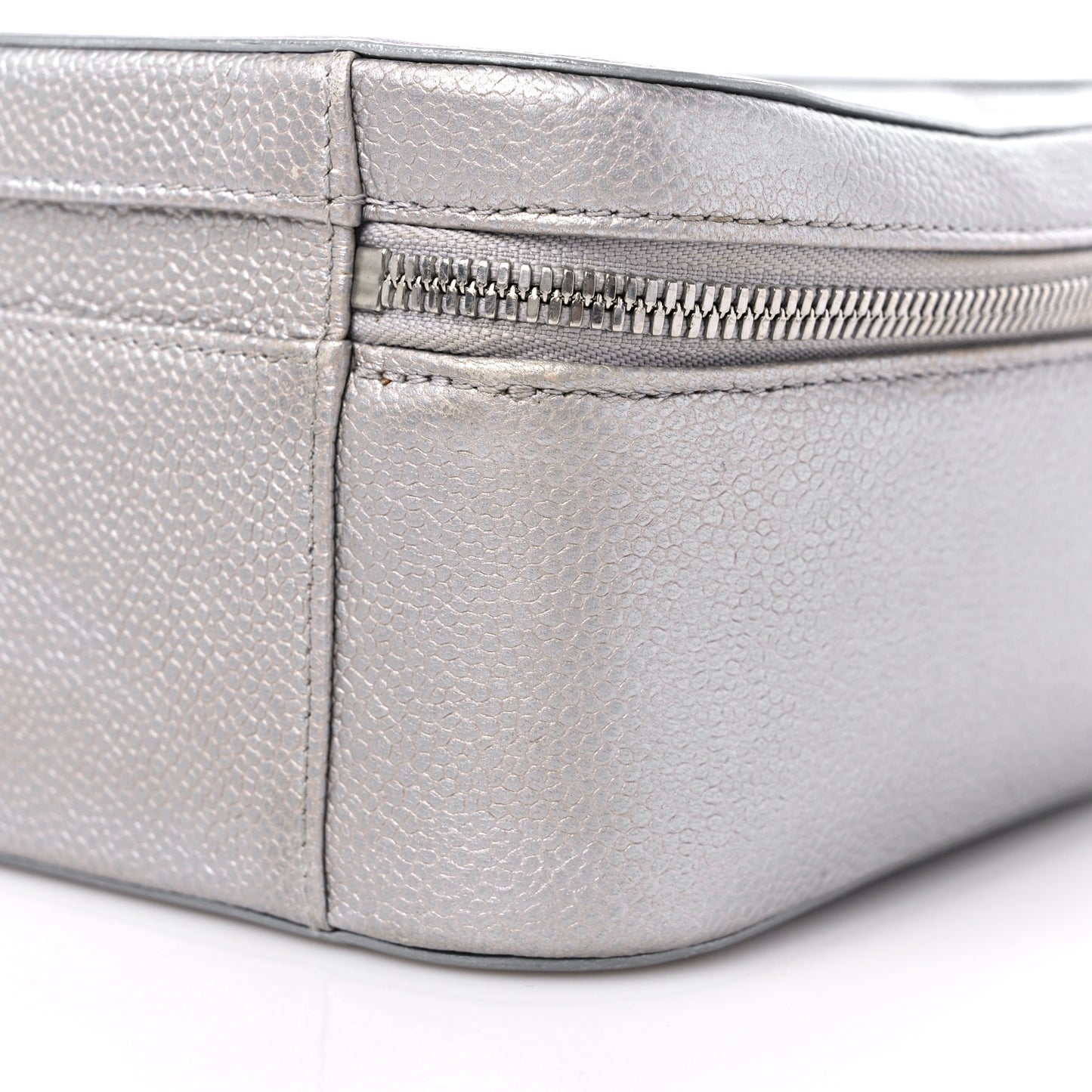 Metallic Caviar Quilted Large CC Filigree Vanity Case Silver