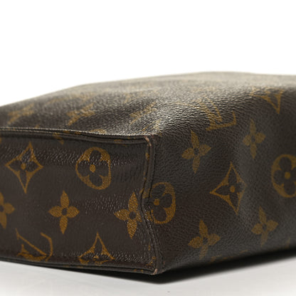 Louis Vuitton Monogram Toiletry Pouch 26 7 of 10