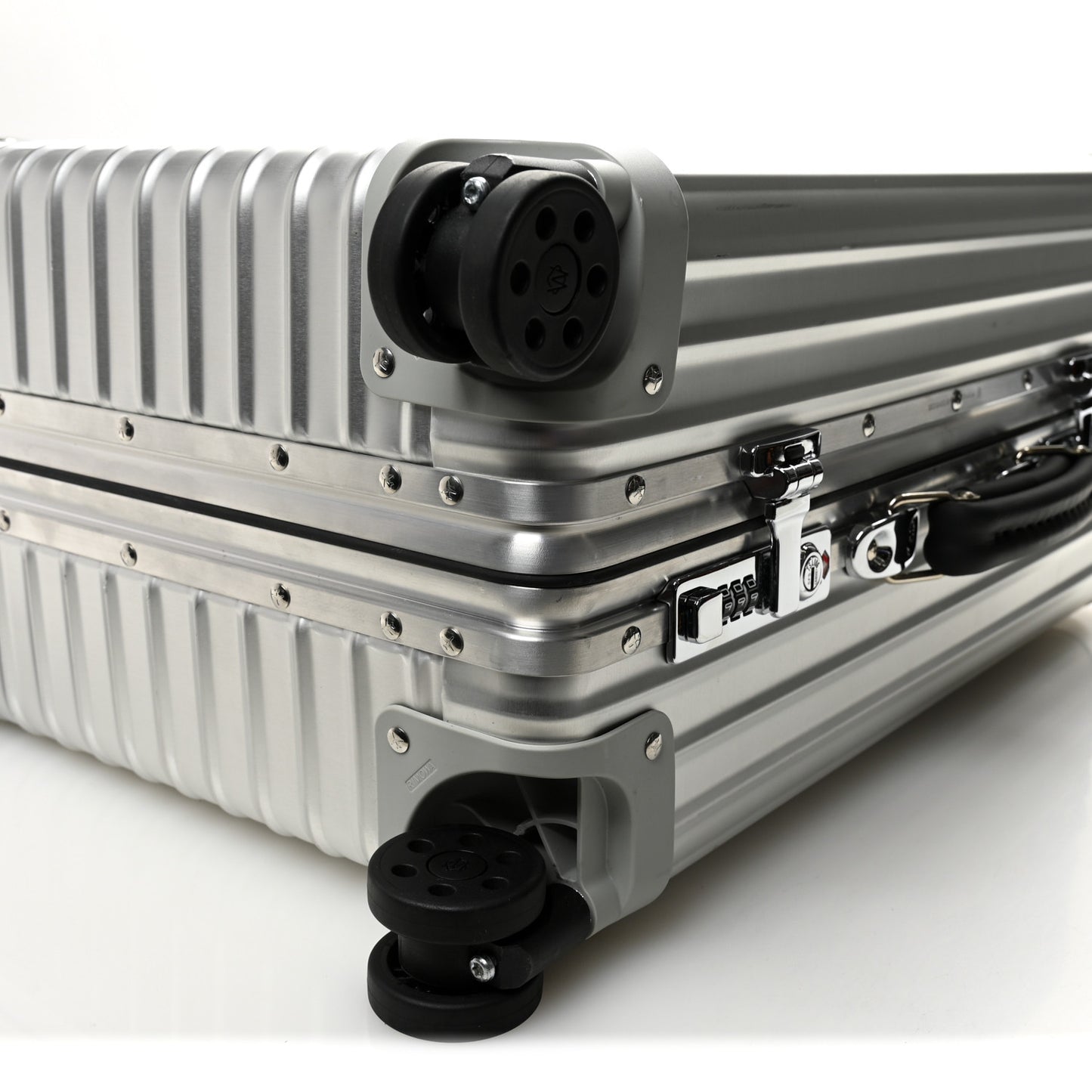 Aluminum Classic Cabin S Silver