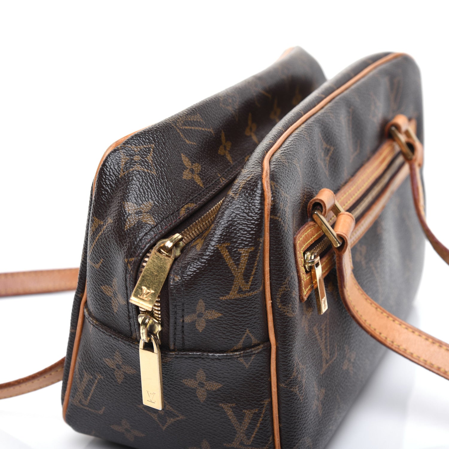 Louis Vuitton Monogram Cite MM 26 of 31