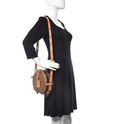 Louis Vuitton Reverse Monogram Giant Boite Chapeau Souple 2 of 7