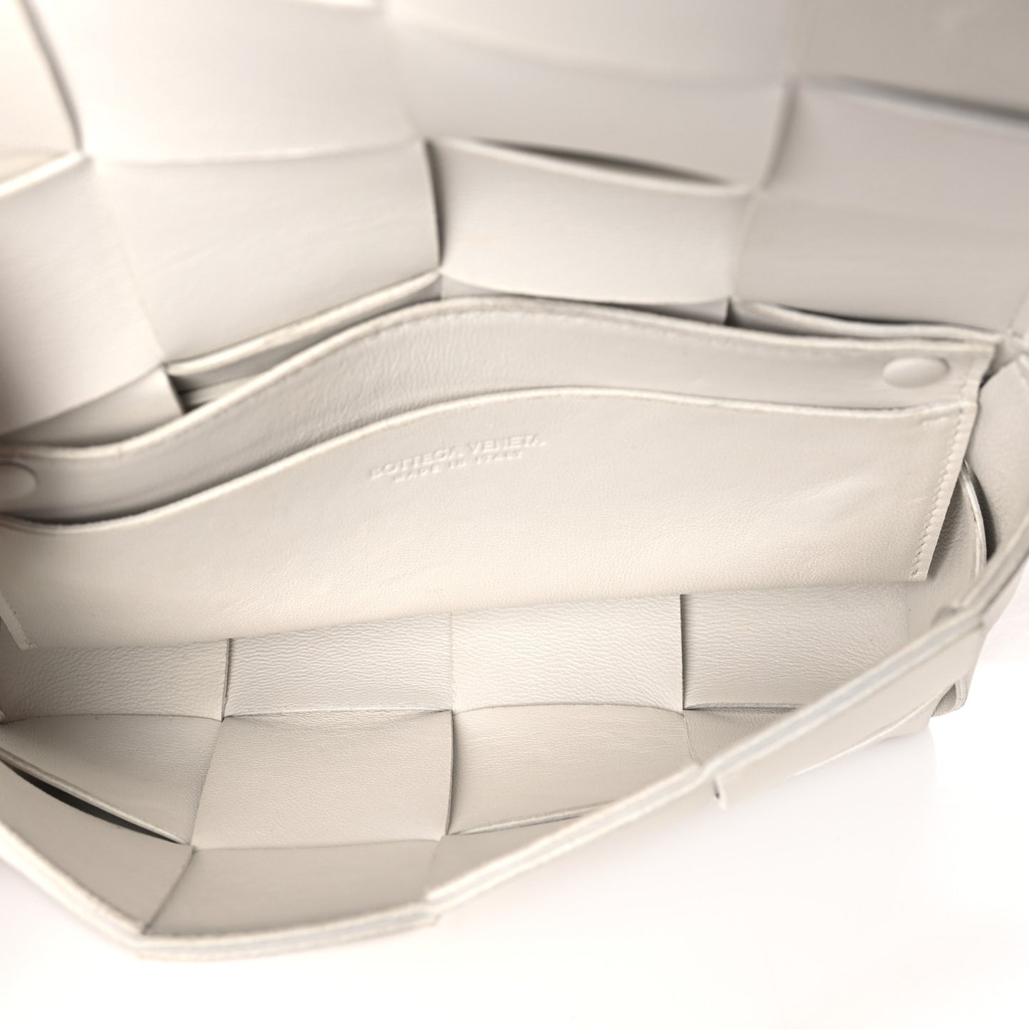 Nappa Maxi Intreccio The Belt Cassette Bag White