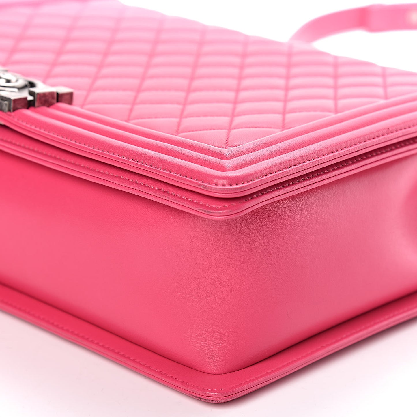 Lambskin Quilted Large Boy Flap Pink