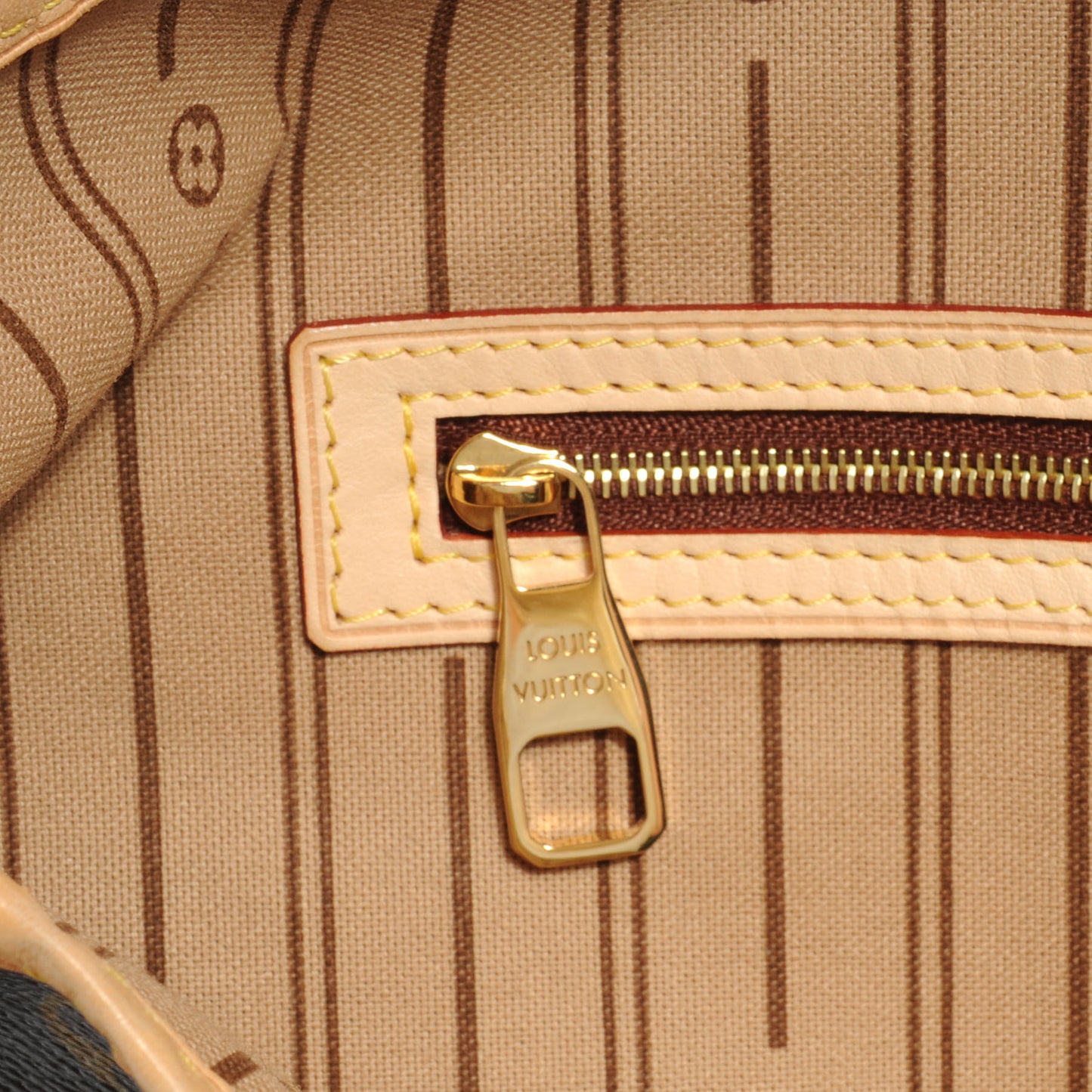 Monogram Delightful MM
