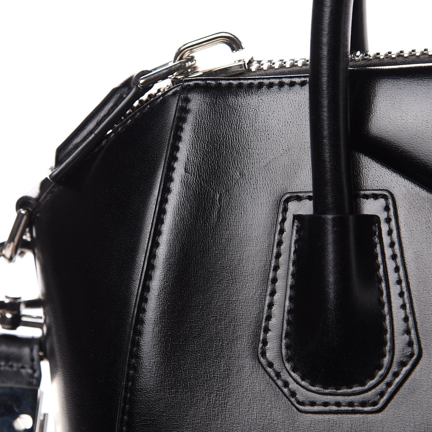 Shiny Lord Calfskin Small Antigona Black