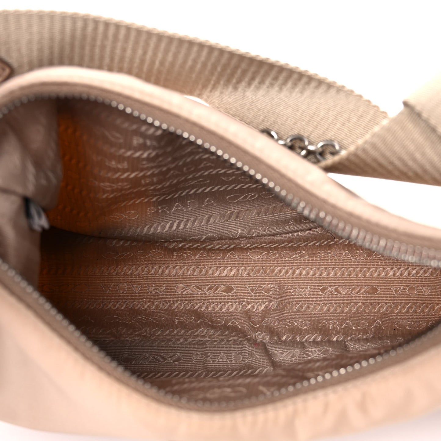 Nylon Re-Edition 2005 Shoulder Bag Cammeo