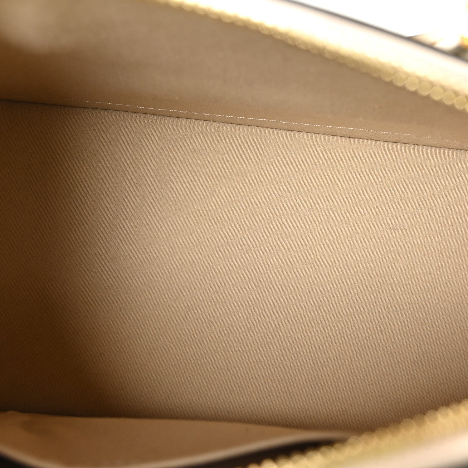 Louis Vuitton Vernis Alma BB Dune 5 of 8