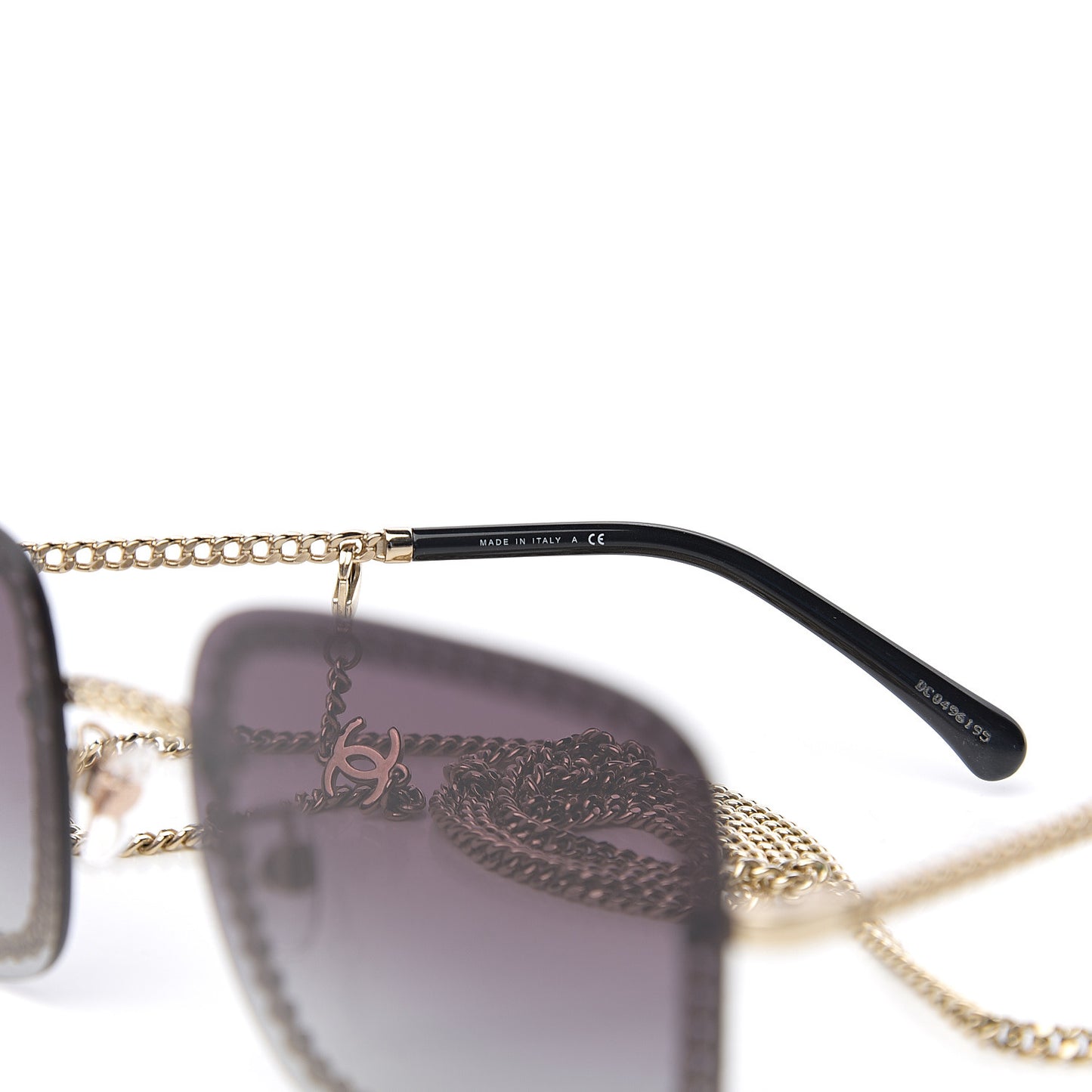 Chain Square Sunglasses 4244 Black