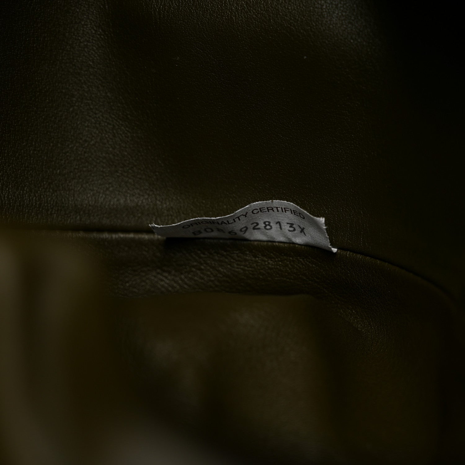 Bottega Veneta Smooth Butter Calf The Pouch Oversized Clutch Kaki Fondent 7 of 9