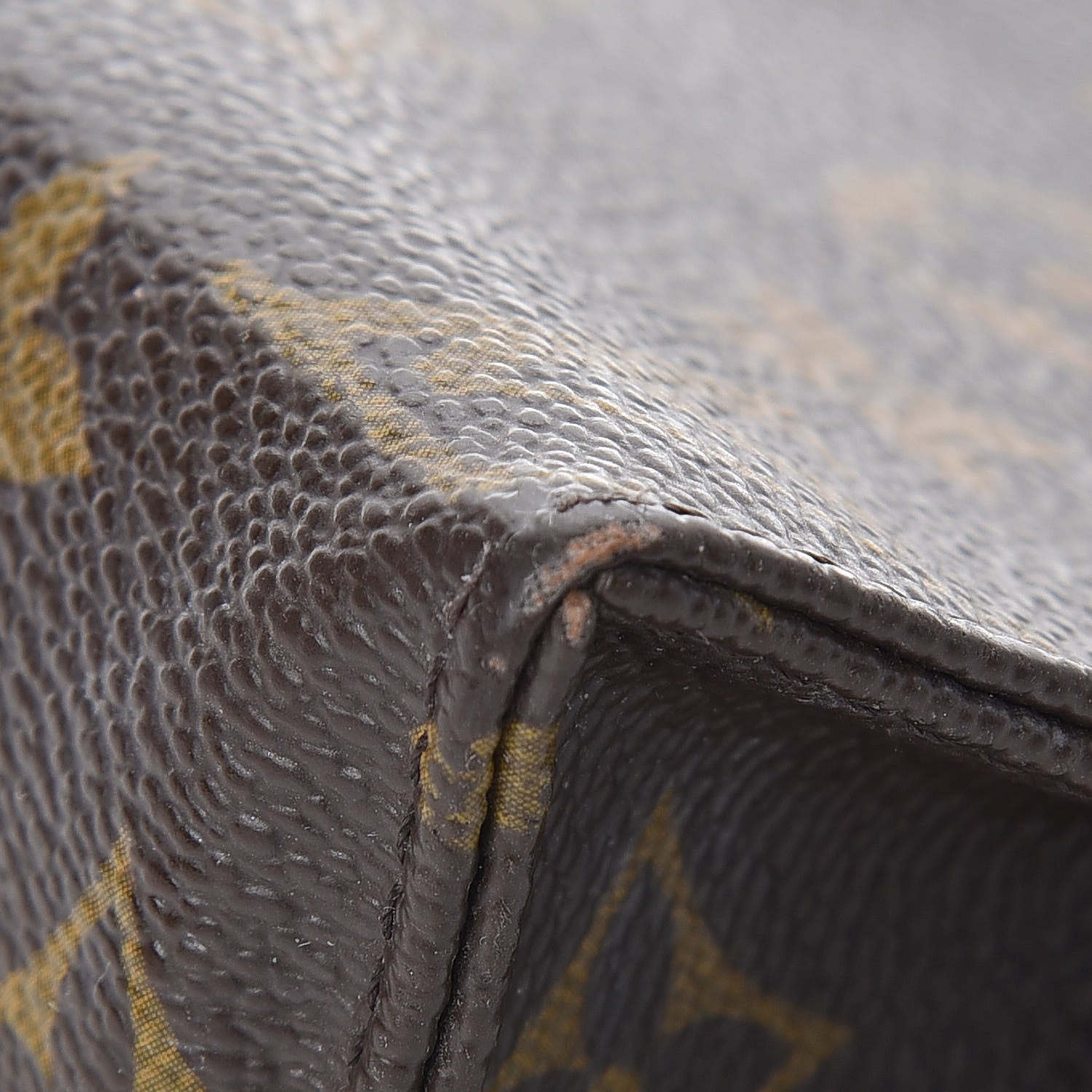 Louis Vuitton Monogram Toiletry Pouch 19 11 of 11