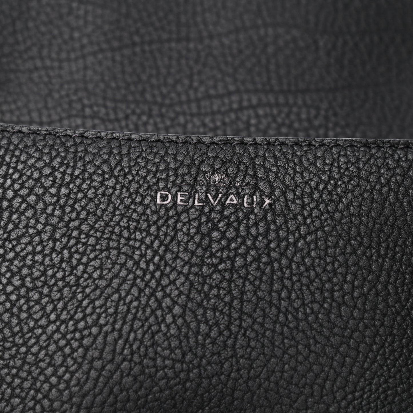 Crispy Calfskin Mini Le Mutin Saddle Bag Black