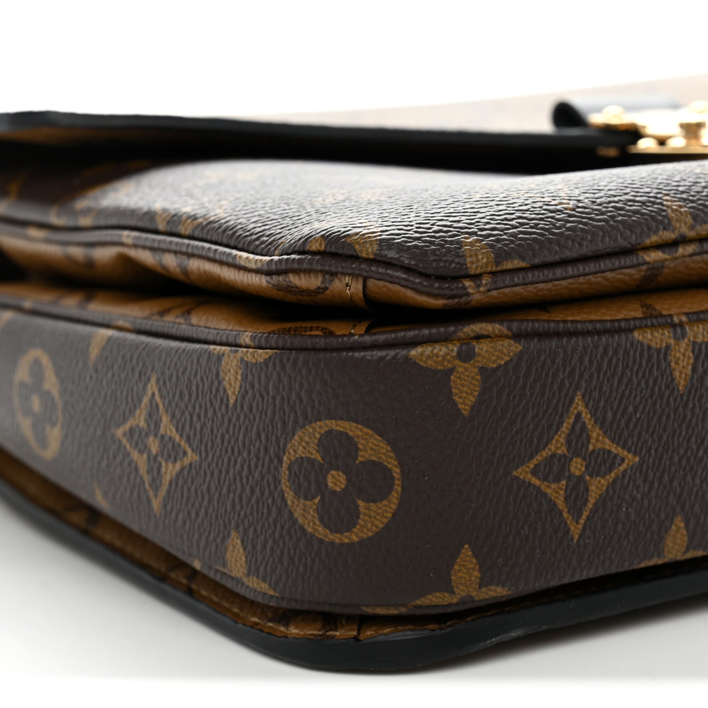 Reverse Monogram Pochette Metis