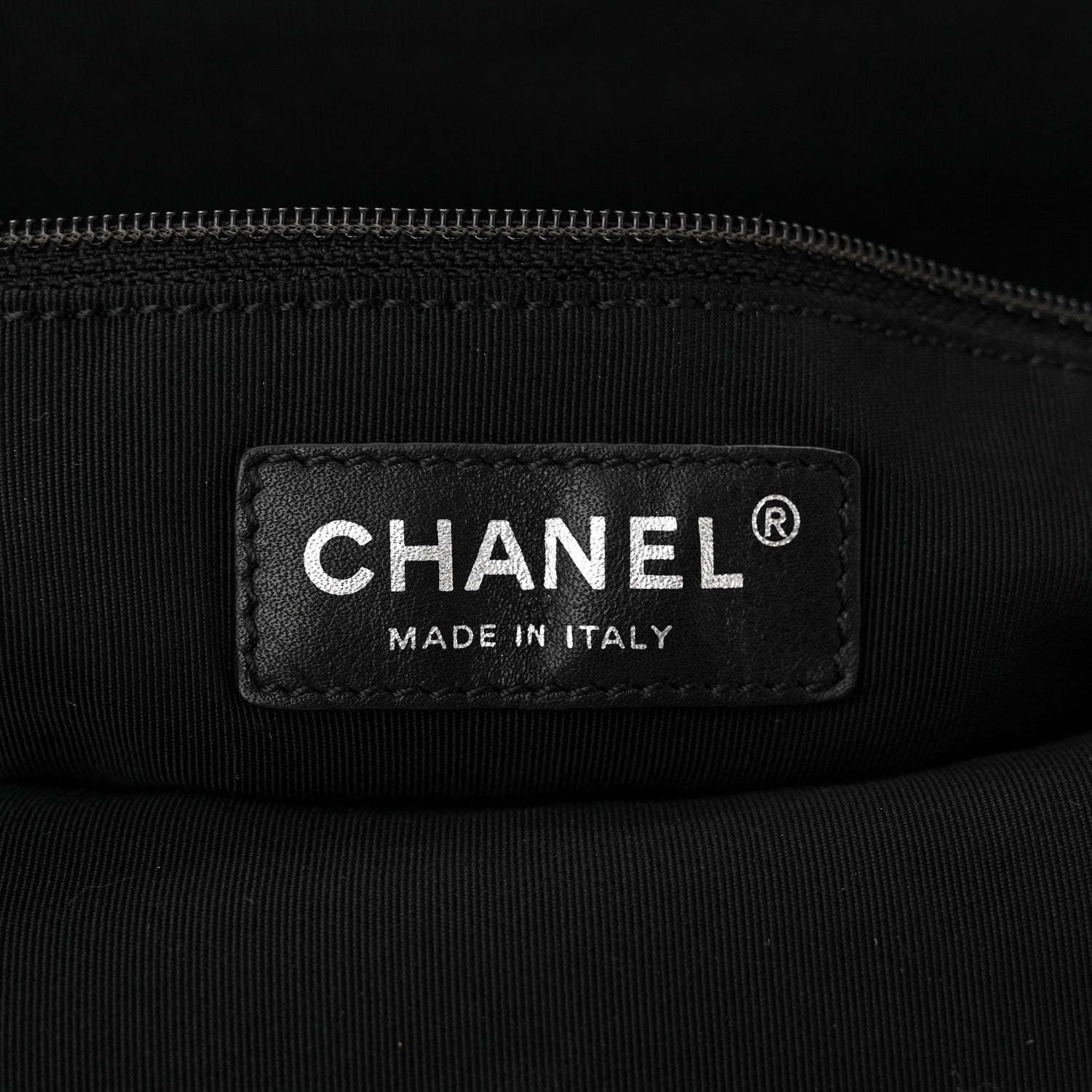 Chanel Iridescent Calfskin Chic Quilt Frame Tote Light Grey 6 of 10