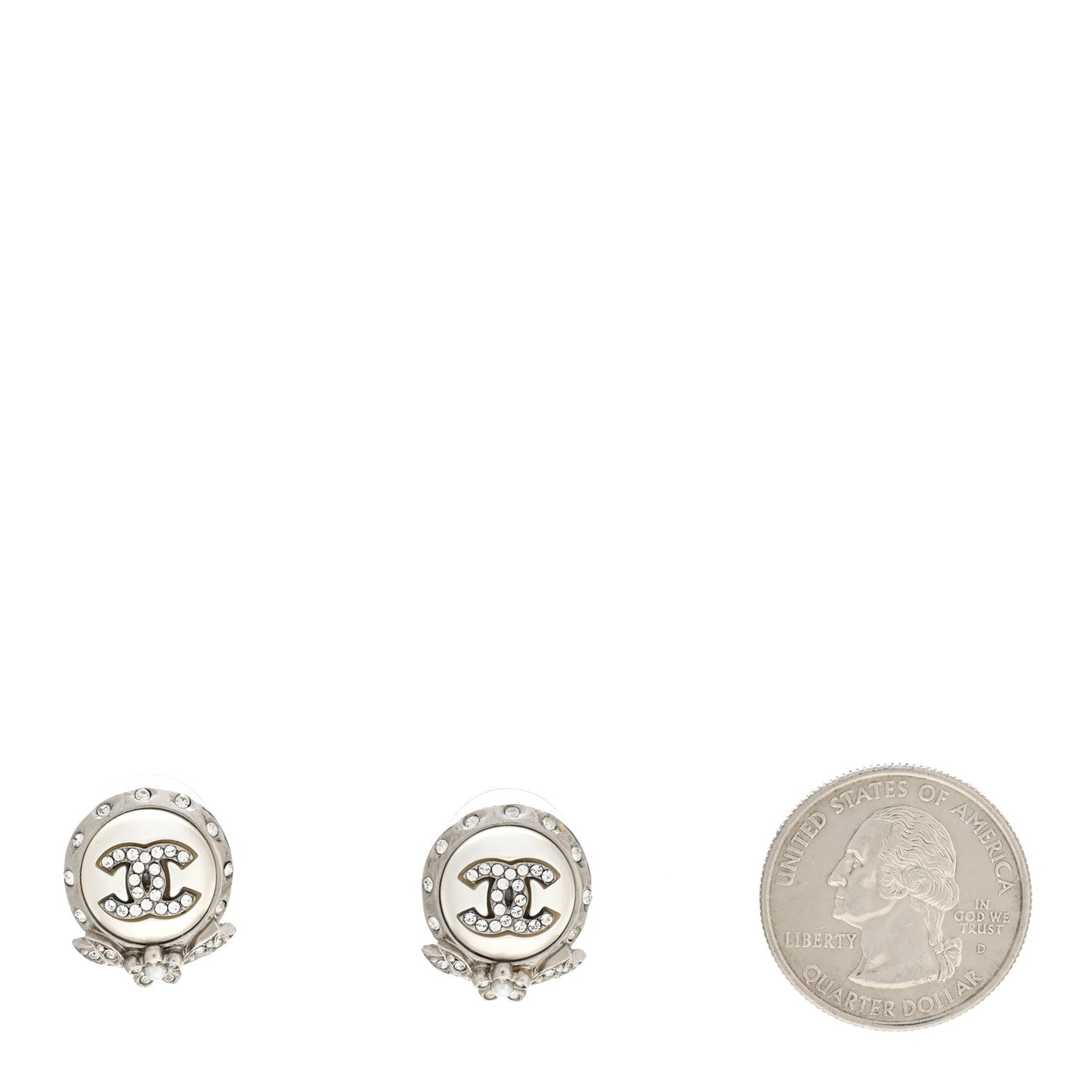 Pearl Crystal CC Round Earrings Silver
