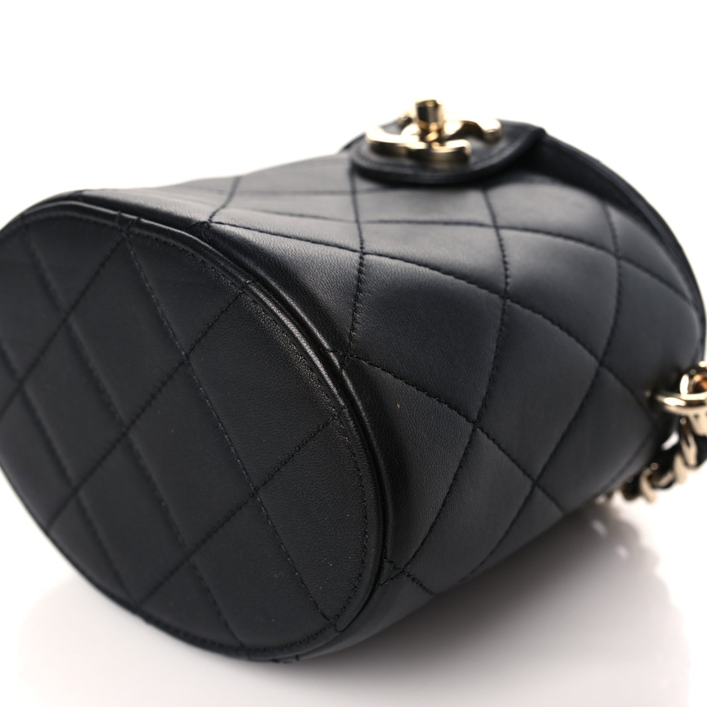 Lambskin Resin Elegant Chain Vanity Case Black