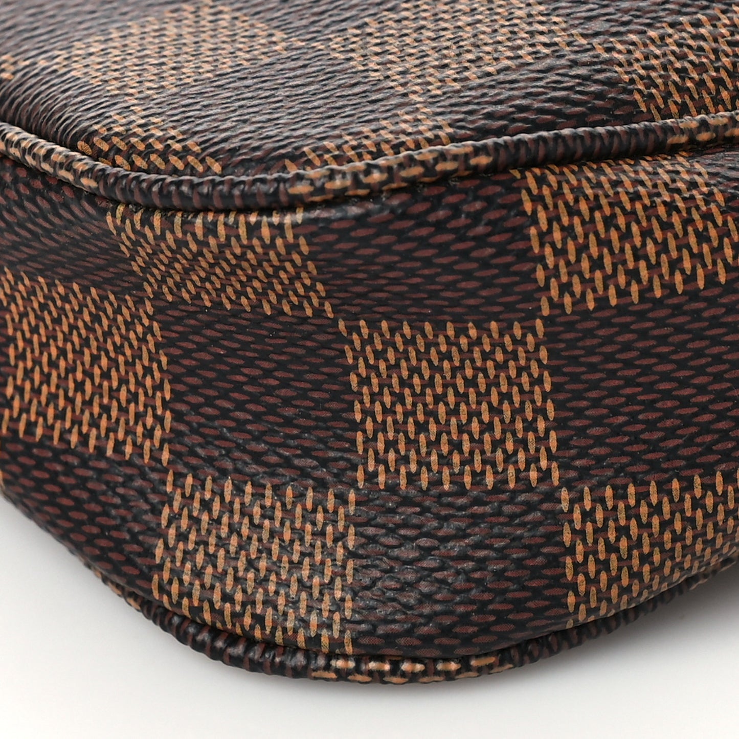 Damier Ebene Pochette Accessories NM