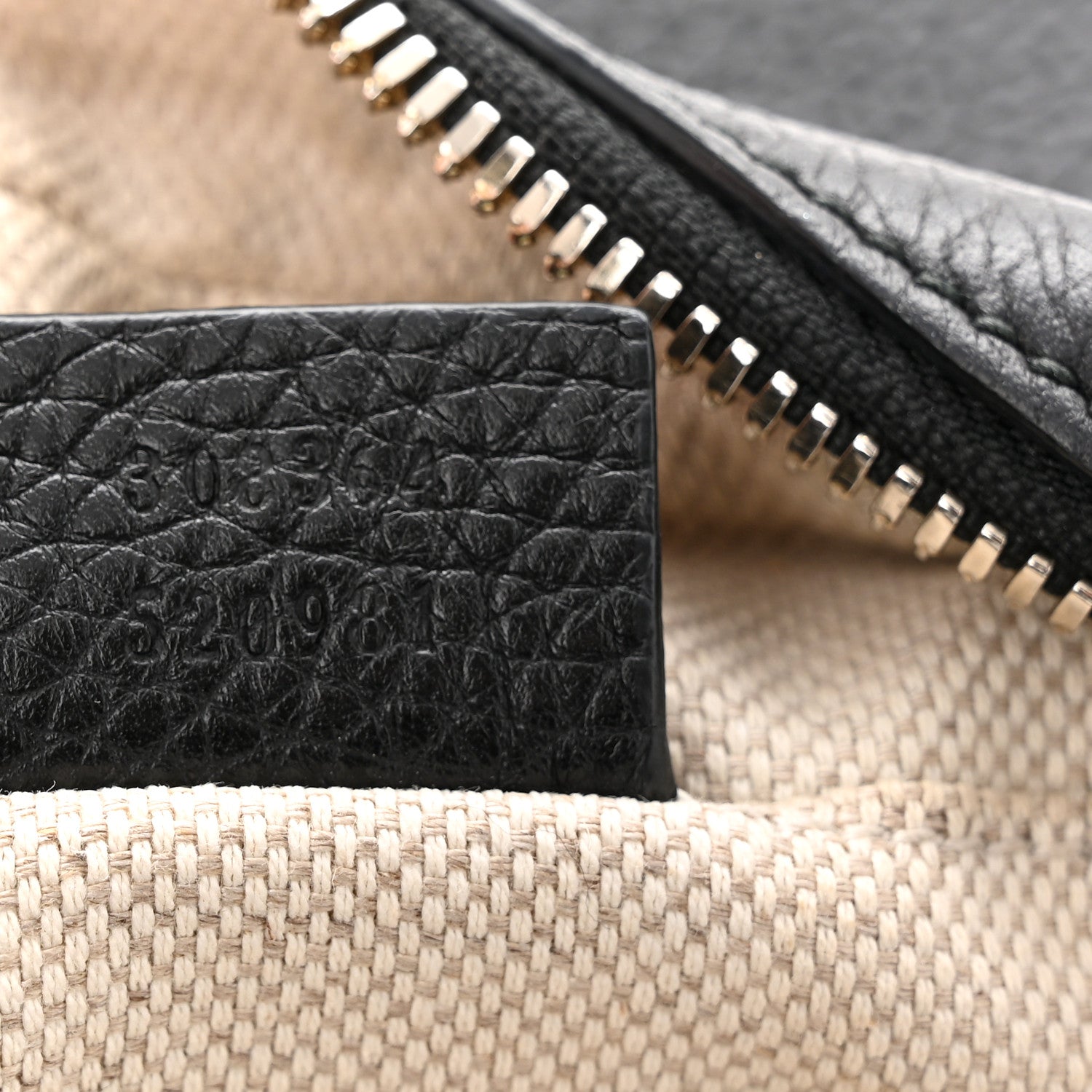 Gucci Pebbled Calfskin Small Soho Disco Bag Black 7 of 10