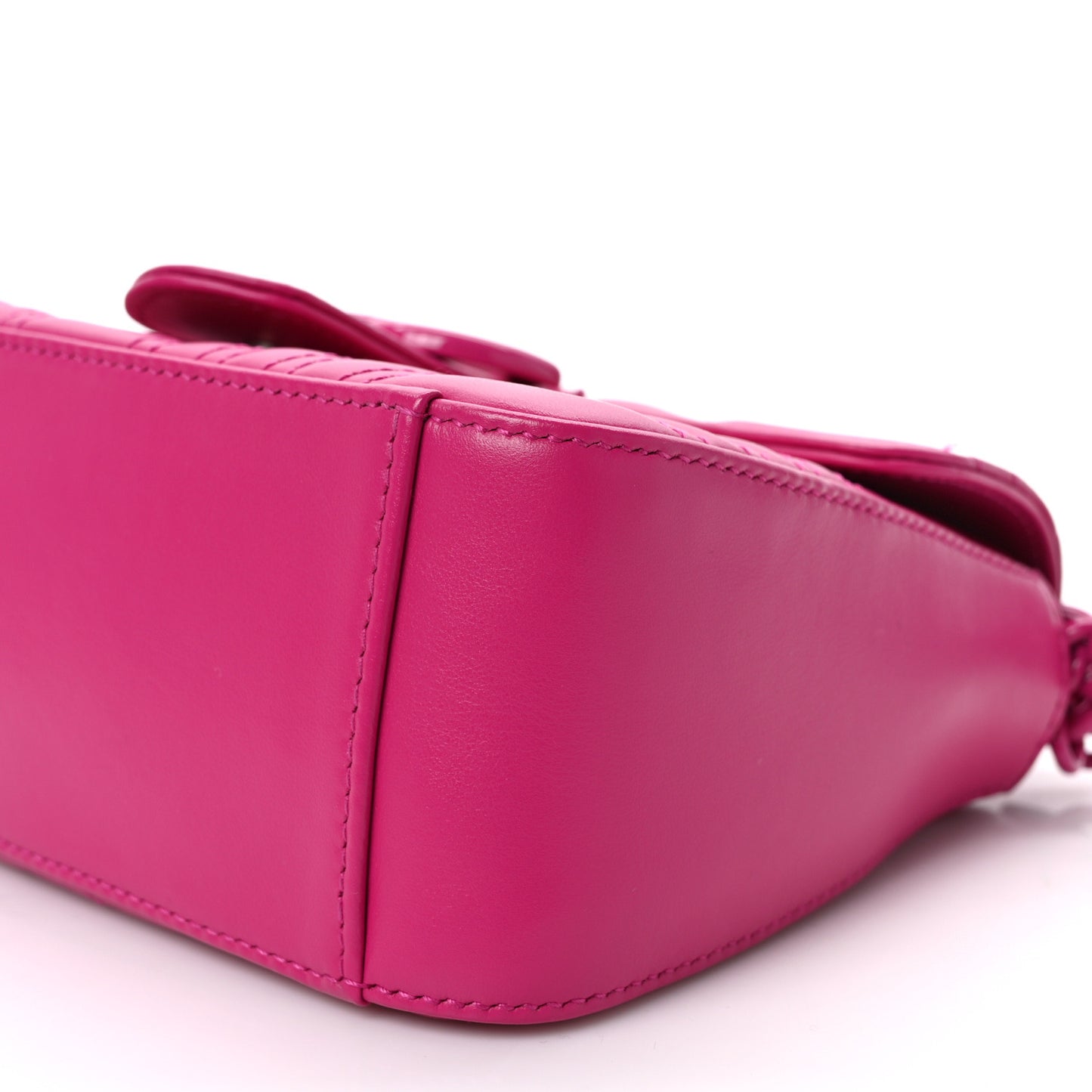 Calfskin Matelasse Monochrome Mini GG Marmont Top Handle Shoulder Bag Classic Fuxia