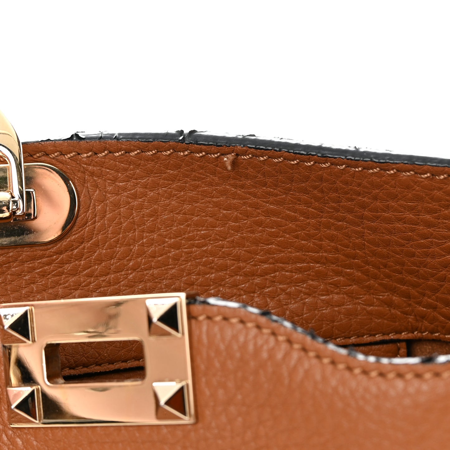 Pebbled Calfskin Small Rockstud Flip-Lock Messenger Bag Light Cuir