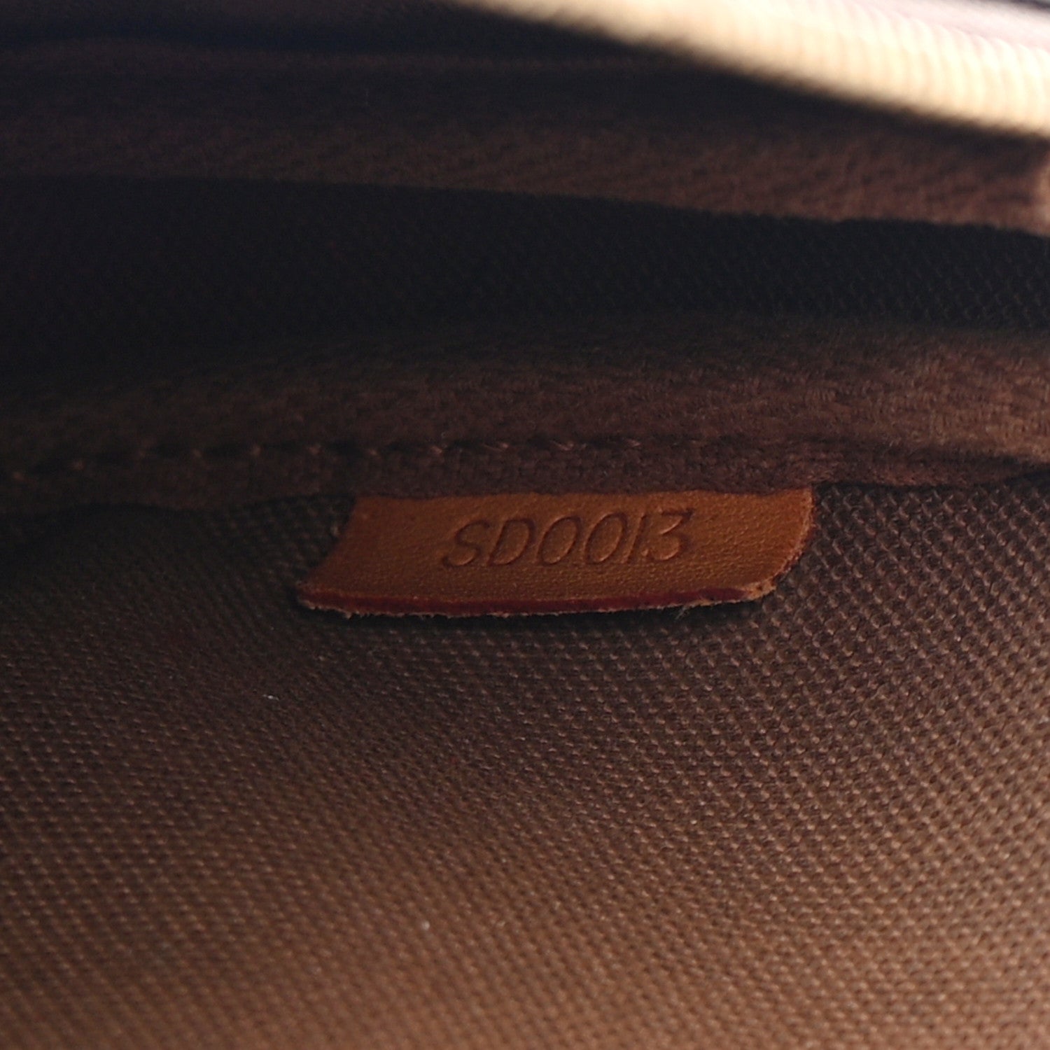 Louis Vuitton Monogram Pochette Accessories 7 of 11