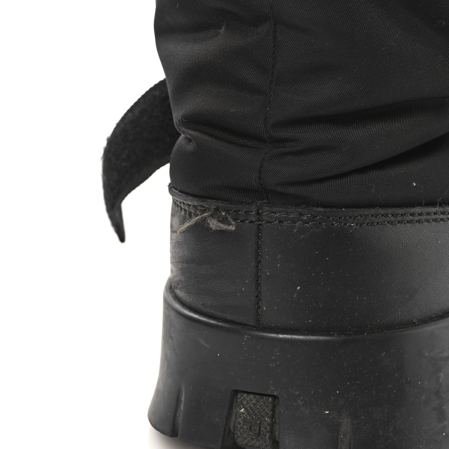 Re-Nylon Gabardine Rubber Triangle Logo Mens Padded Snow Boots 8.5 Black