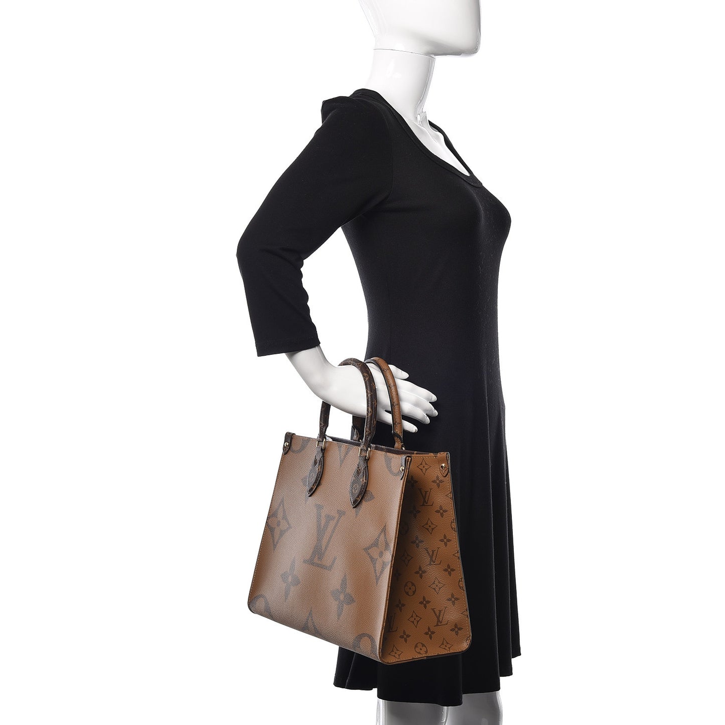 Reverse Monogram Giant Onthego MM