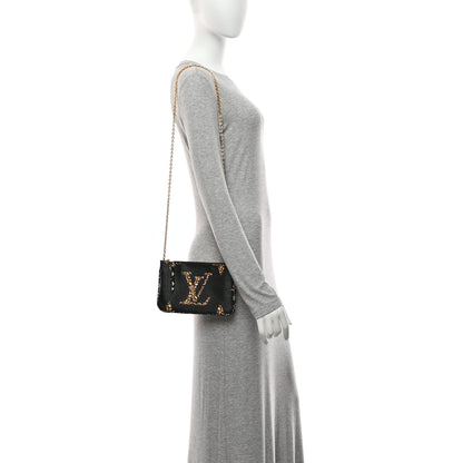 Louis Vuitton Monogram Giant Jungle Pochette Double Zip Black 2 of 10