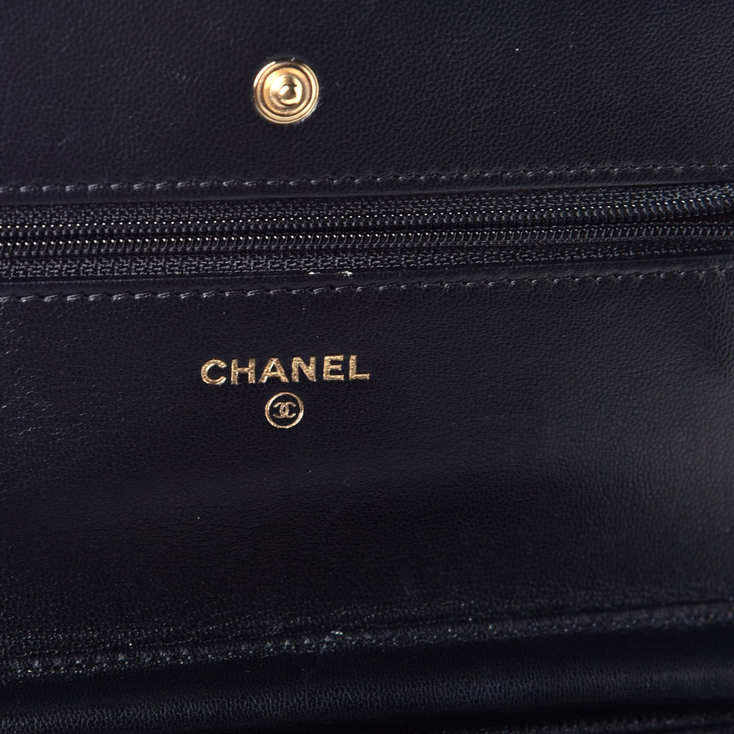 Lambskin Quilted Wallet On Chain WOC Black