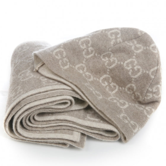 Gucci Cashmere Hat and Scarf Set Beige 1 of 10