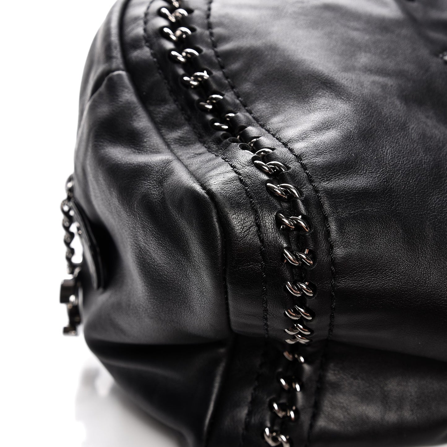Smooth Calfskin Medium Luxe Ligne Bowler Black