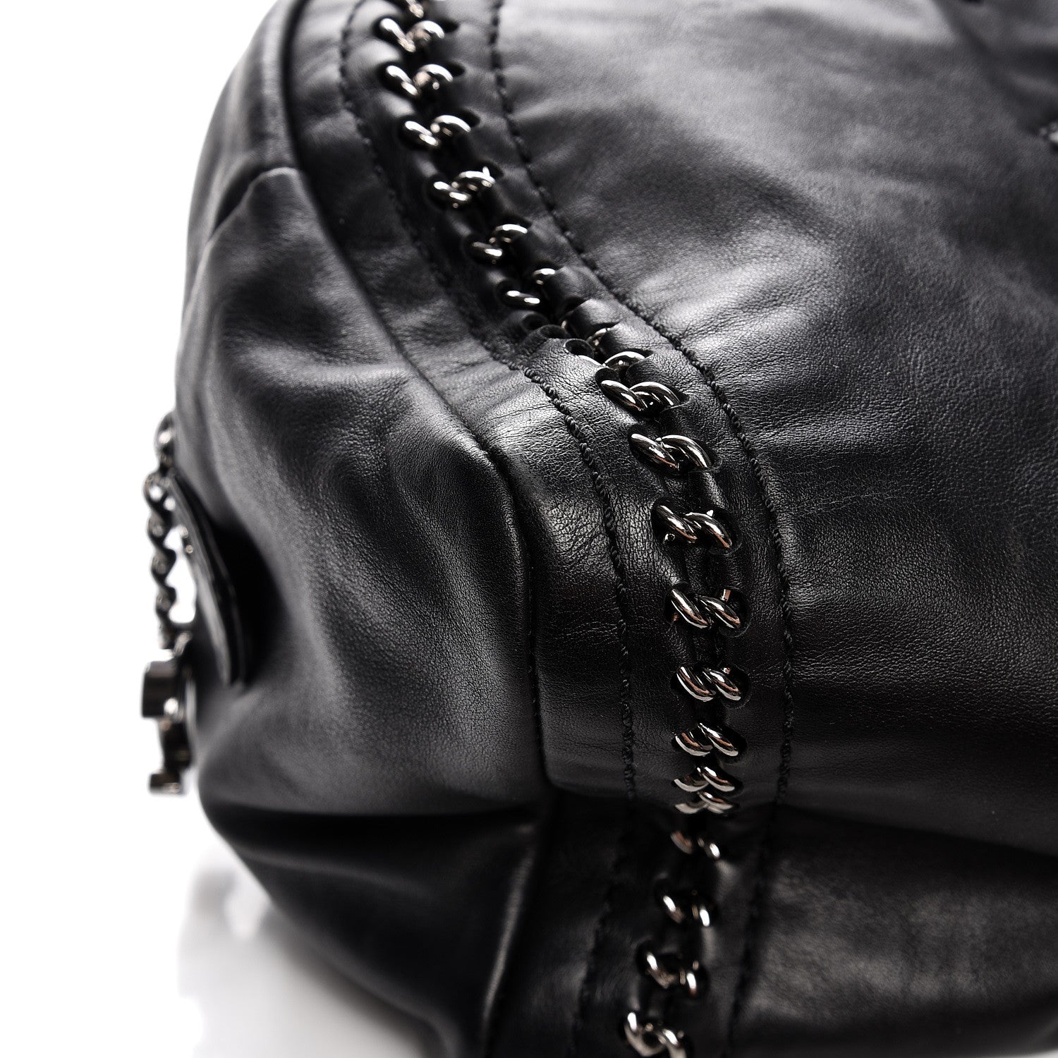 Chanel Smooth Calfskin Medium Luxe Ligne Bowler Black 10 of 13