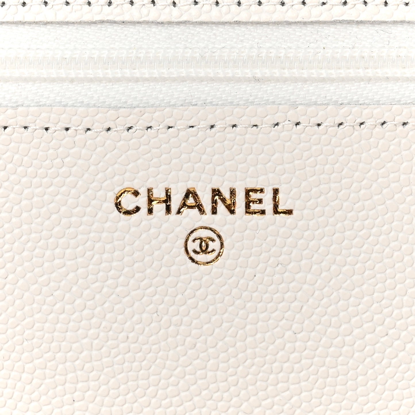 Caviar Quilted Wallet On Chain WOC White